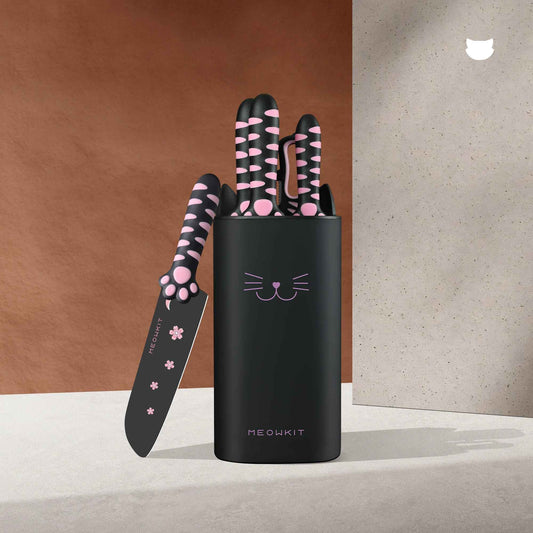 Juego de cuchillos Meowkit de 5 piezas con taco - Hojas con revestimiento antiadherente (negro y rosa)