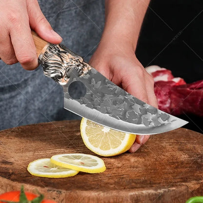 El juego de cuchillos de chef forjados Signature
